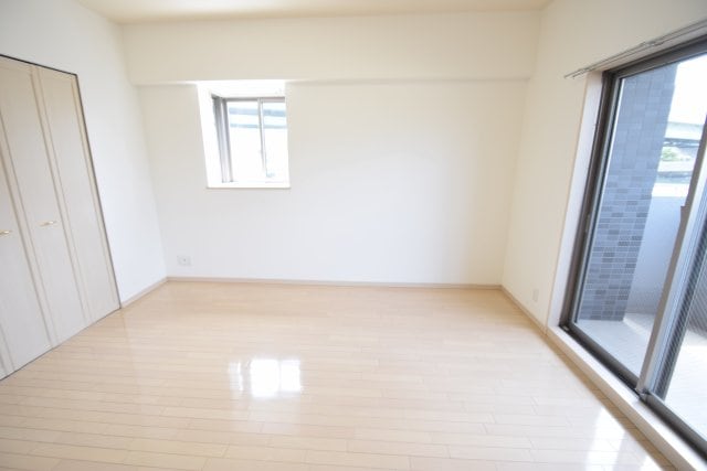 アスリート本町リバーウエストの物件内観写真