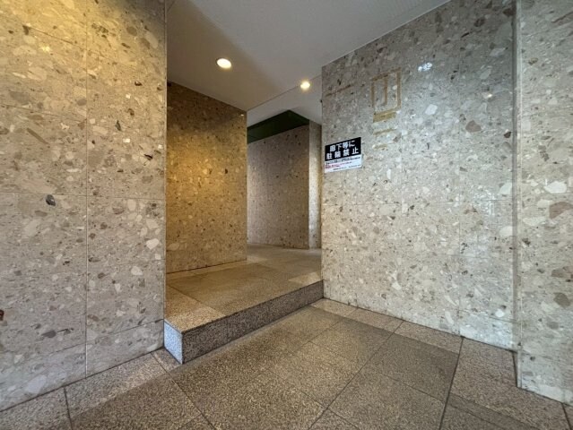 プレミアム新福島の物件外観写真