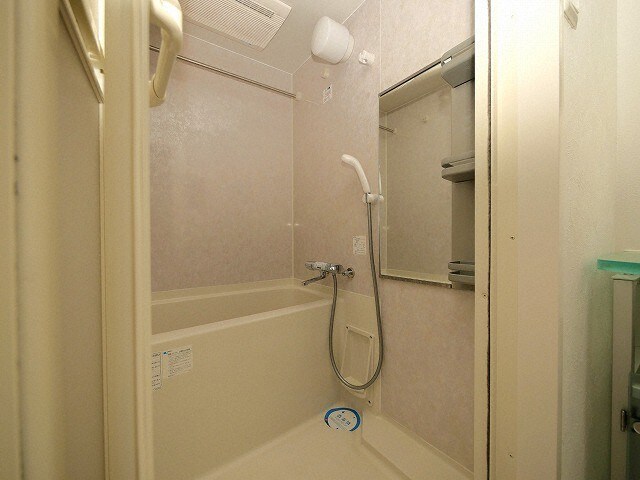 インボイス難波南レジデンスの物件内観写真