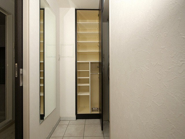 インボイス難波南レジデンスの物件内観写真