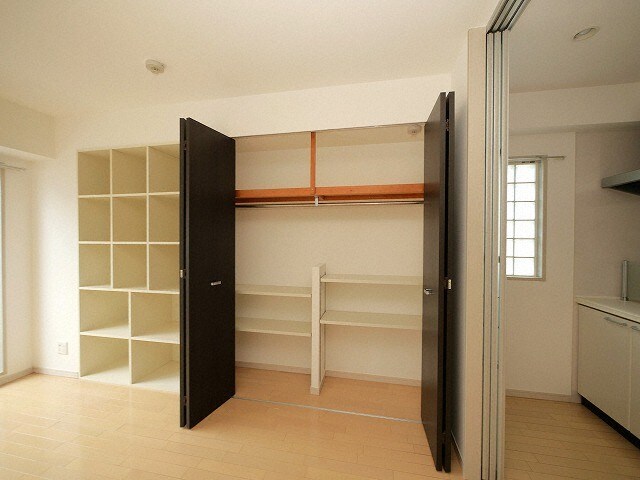 インボイス難波南レジデンスの物件内観写真