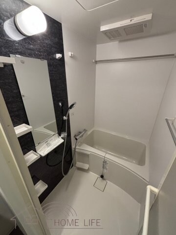 セレニテ難波ミラク参番館の物件内観写真