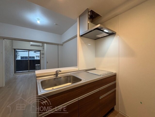 セレニテ難波ミラク参番館の物件内観写真