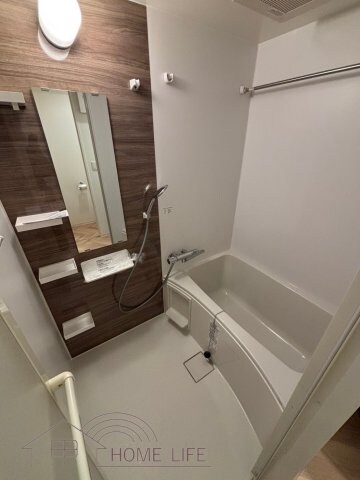 セレニテ難波ミラク参番館の物件内観写真