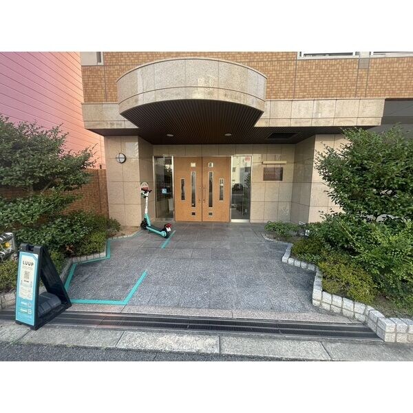 レインボーコート立売堀の物件外観写真