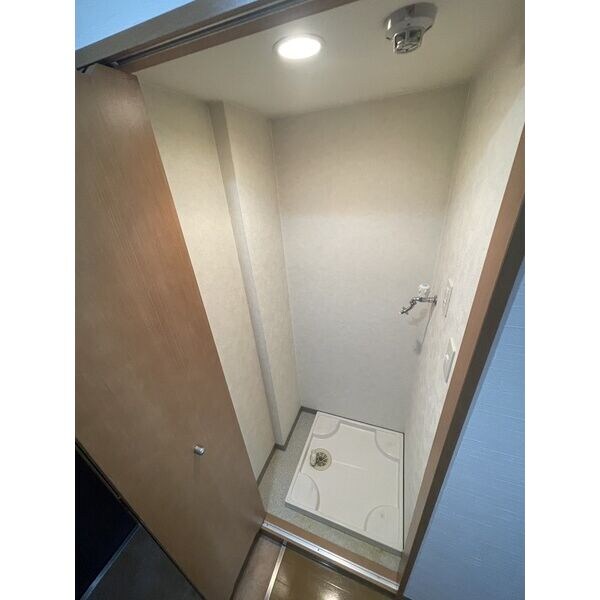 レインボーコート立売堀の物件内観写真