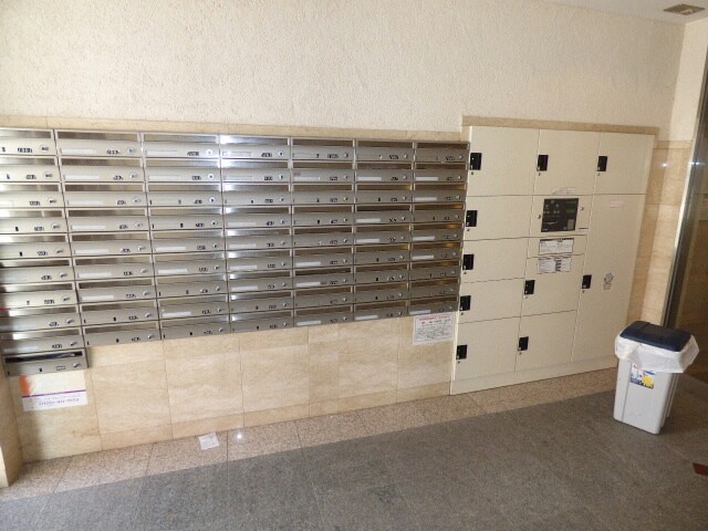 レインボーコート立売堀の物件内観写真