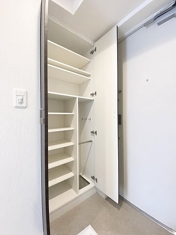 エステムコート難波WEST-SIDE Ⅳザ・フォースの物件内観写真