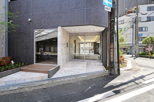 ArtizA京橋WESTの物件外観写真