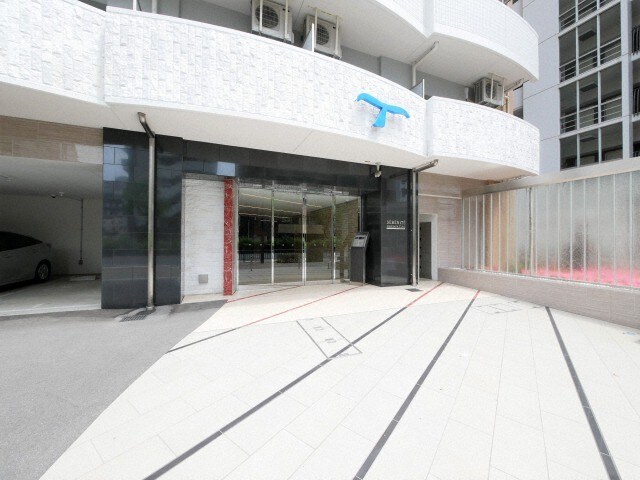 セレニテ新大阪カルムの物件外観写真