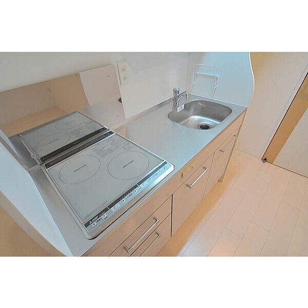 セレニテ新大阪カルムの物件内観写真