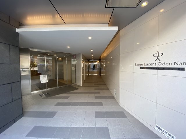 ラルジュルーセントオーデン難波の物件外観写真