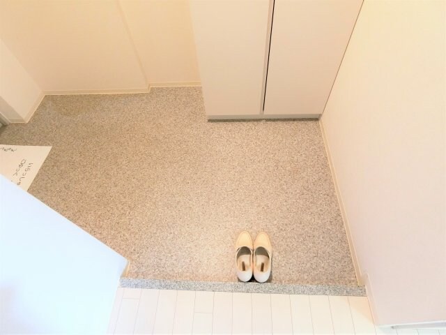 ラルジュルーセントオーデン難波の物件内観写真