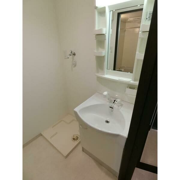 ELLE難波WESTの物件内観写真