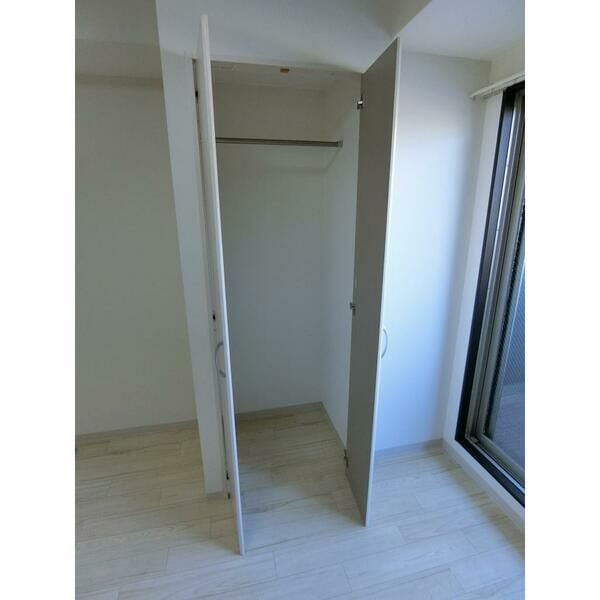 ELLE難波WESTの物件内観写真