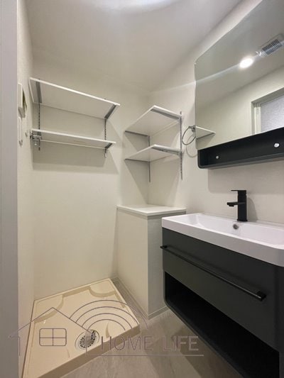 セレニテ難波リアンの物件内観写真