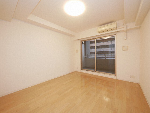 プラウドフラット新大阪の物件内観写真
