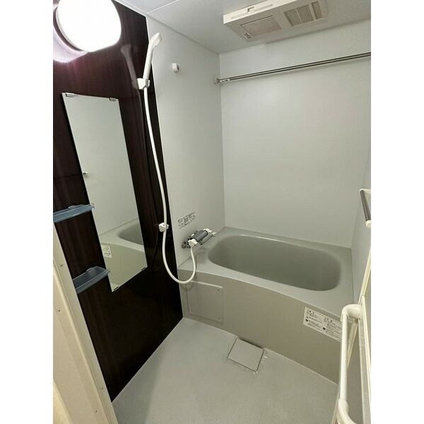 クレビオス難波EASTの物件内観写真