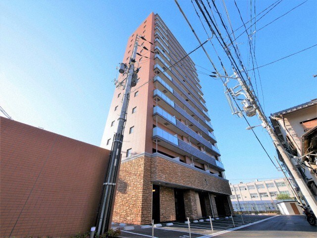 プレジオ十三の物件外観写真