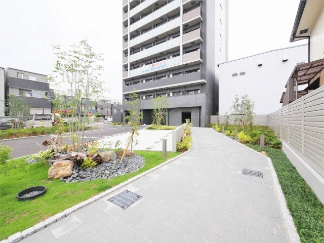 プレサンスブルーム東三国の物件外観写真