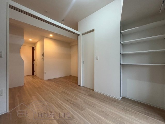 セレニテ難波ミラク参番館の物件内観写真