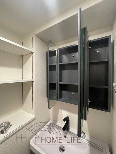 セレニテ難波グランデノールの物件内観写真