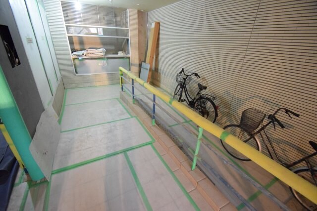 フェールヴィル阿波座の物件外観写真