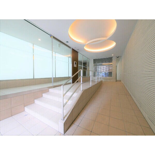 フェールヴィル阿波座の物件外観写真