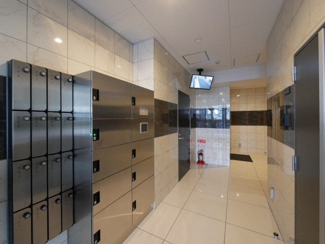 メゾニティ・クイーン阿波座の物件外観写真