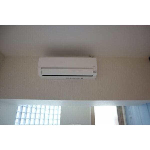 メゾニティ・クイーン阿波座の物件内観写真