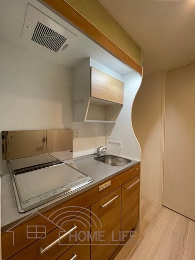 セレニテ難波グランデシュッドの物件内観写真