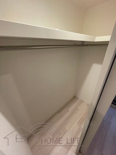 セレニテ難波グランデシュッドの物件内観写真