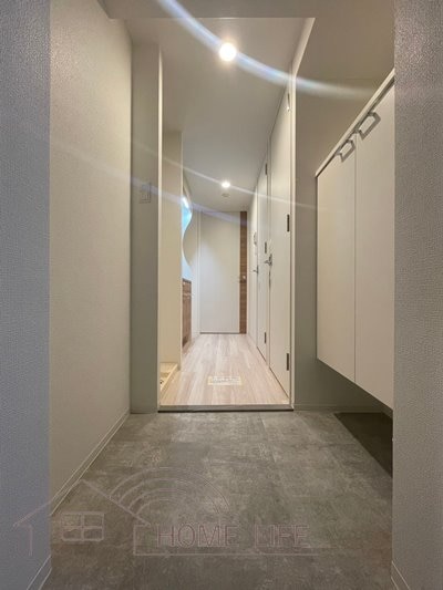 セレニテ難波グランデシュッドの物件内観写真