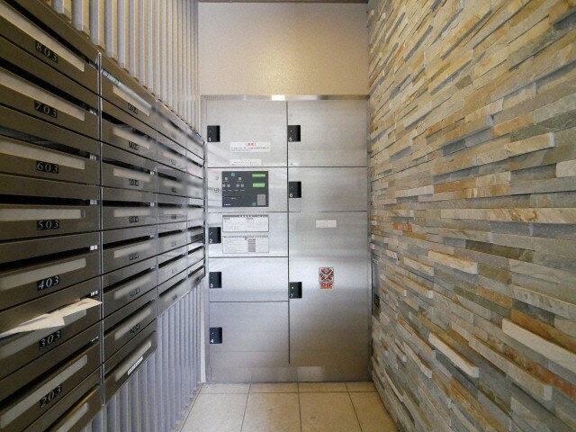 アリス・マナーガーデン谷町の物件内観写真