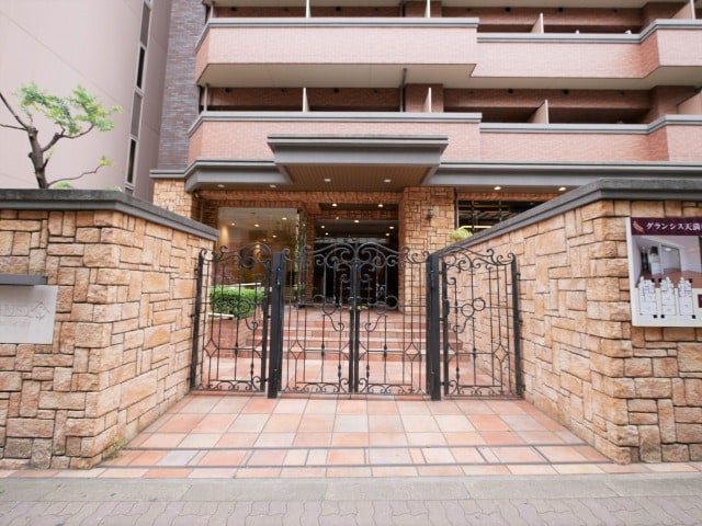 グランシス天満橋の物件外観写真