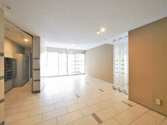 セレニテ日本橋ESTの物件外観写真