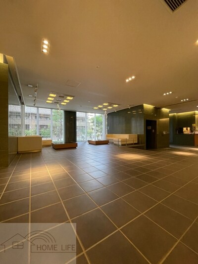 クロスレジデンス大阪新町の物件外観写真