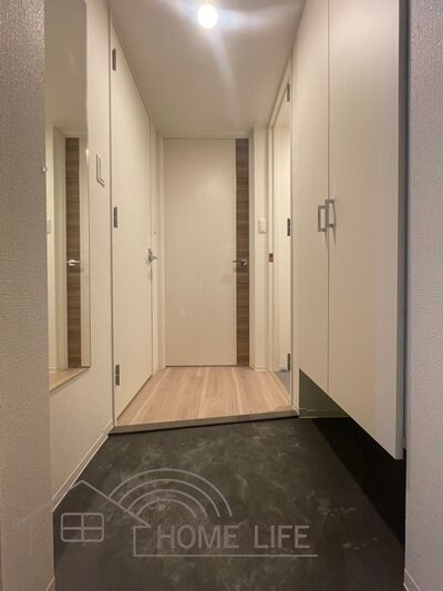 セレニテ難波グランデノールの物件内観写真