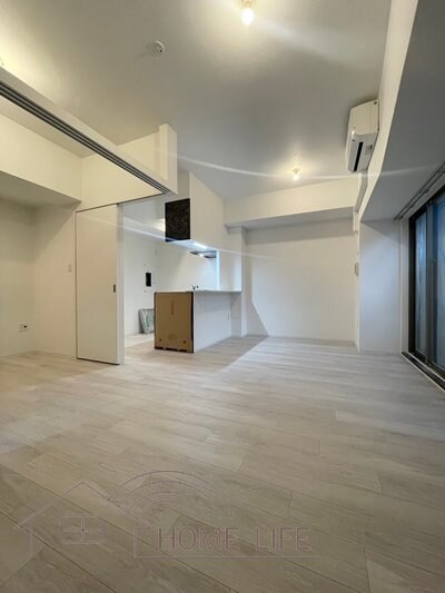 セレニテフラン難波の物件外観写真