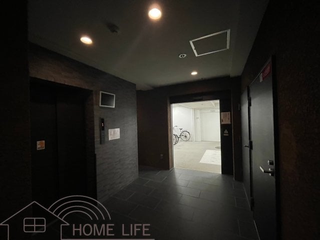 Grandi Utsubo Parkの物件外観写真