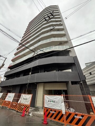 セレニテ難波ミラク参番館の物件外観写真