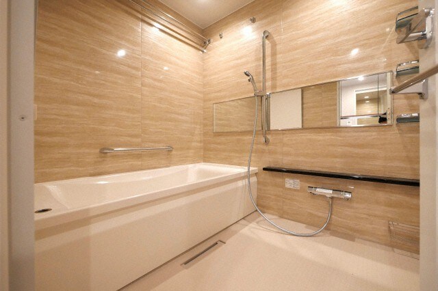 グランドメゾン大阪上本町の物件内観写真