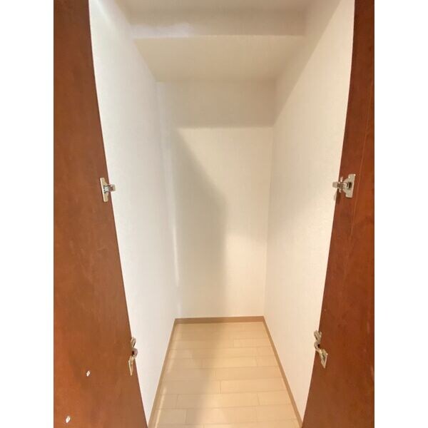 メゾン・デ・ノムラ島之内の物件内観写真