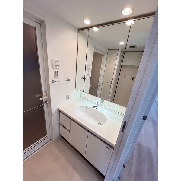 フロンティアタワー日本橋の物件内観写真