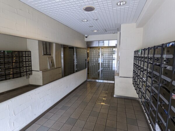 プレサンス難波WESTの物件外観写真