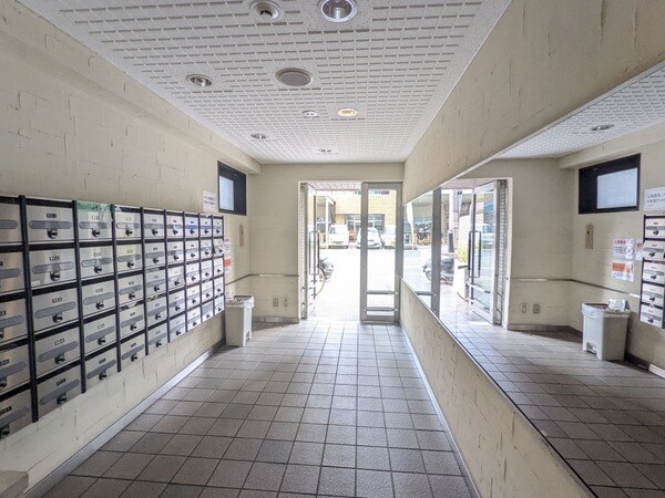 プレサンス難波WESTの物件外観写真