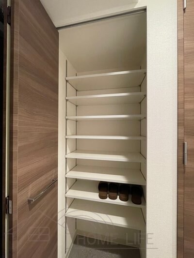 MELDIA CREST TAPP NAMBA-WESTの物件内観写真