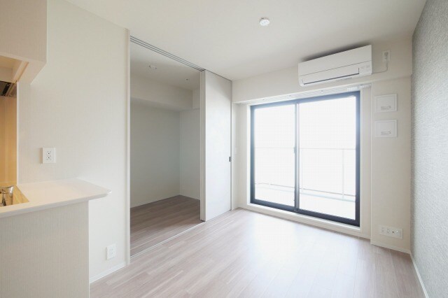 コンフォリア・リヴ本町WEST　Qの物件内観写真