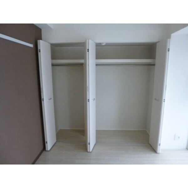 ポローニア立花通りの物件内観写真