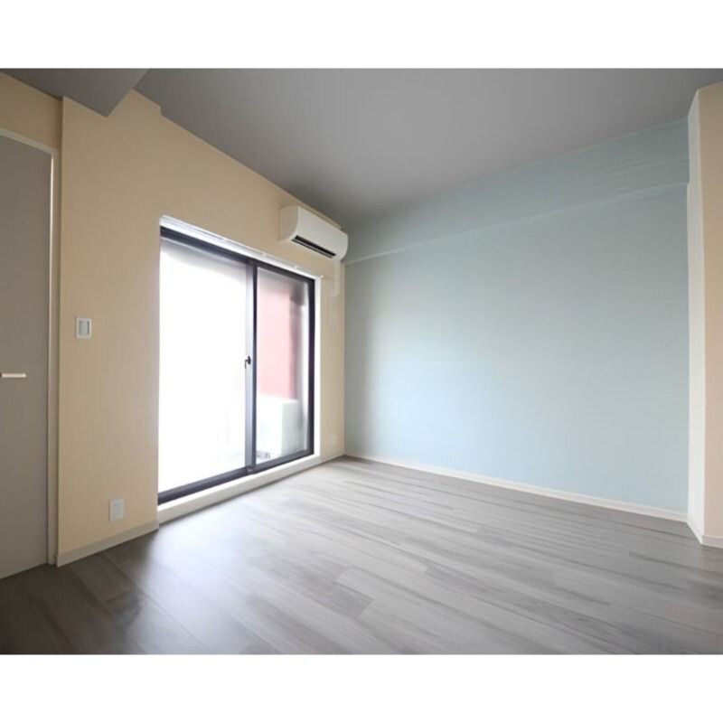 ファーストフィオーレ阿波座アクアの物件内観写真